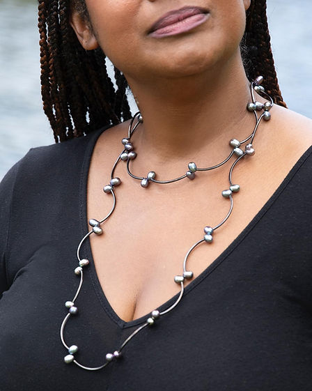 Soft Pearl Sugar Necklace